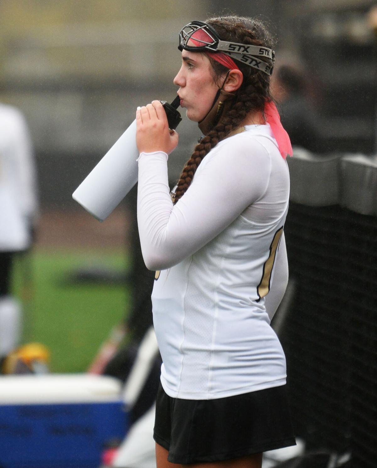 201028_ET_CRU_FIELDHOCKEY_12.jpg