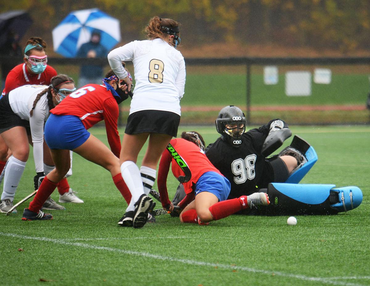 201028_ET_CRU_FIELDHOCKEY_15.jpg