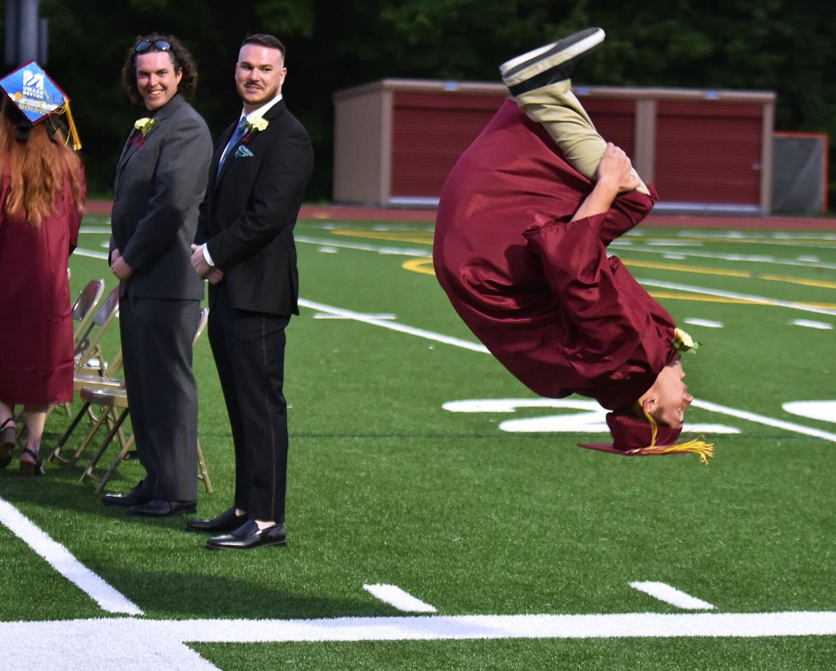 210603_HG_CRU_WHITTIERGRAD_4.JPG
