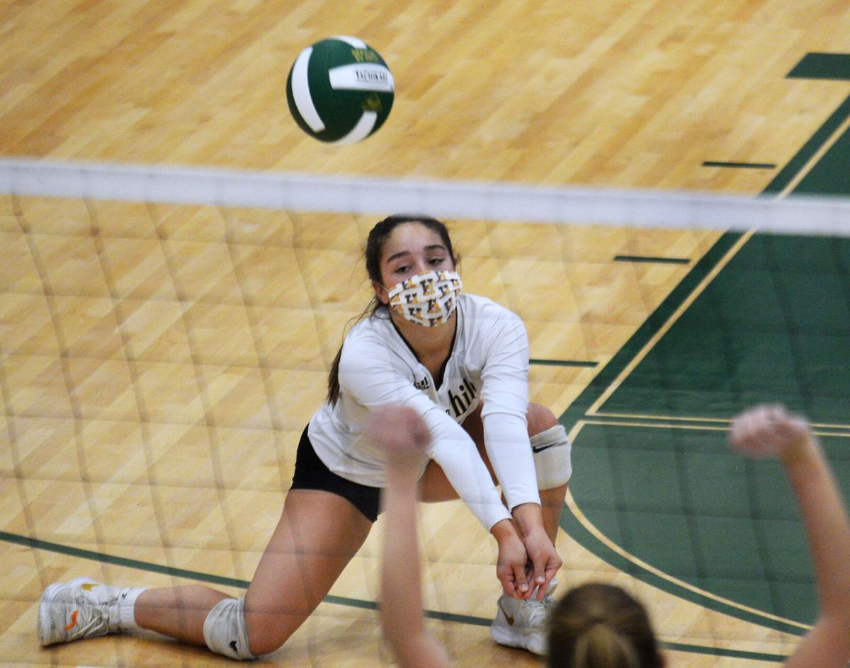 201118_ET_CRU_HaverhillVolleyball_4.jpg