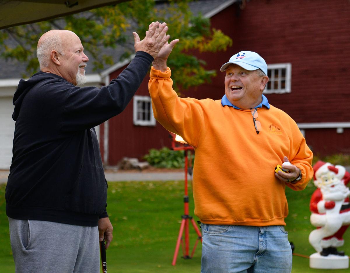 191009_HG_CRU_HOLE IN ONE_1.jpg