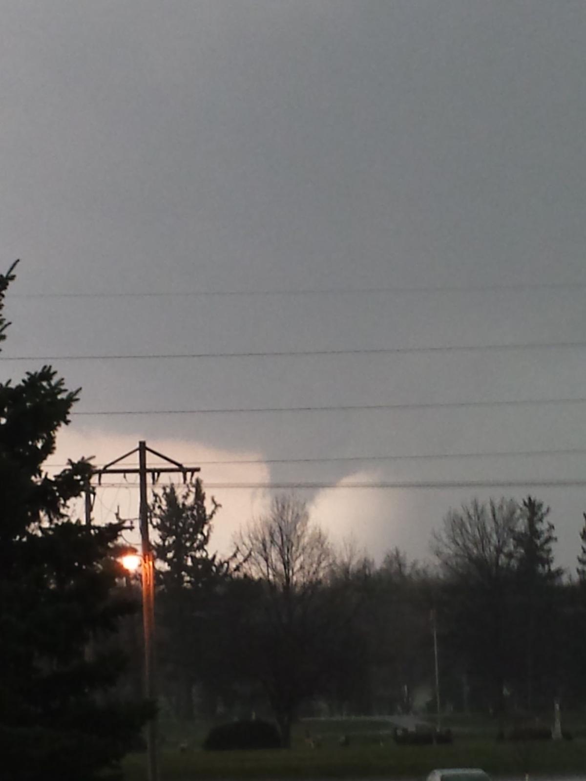 Rotating funnel