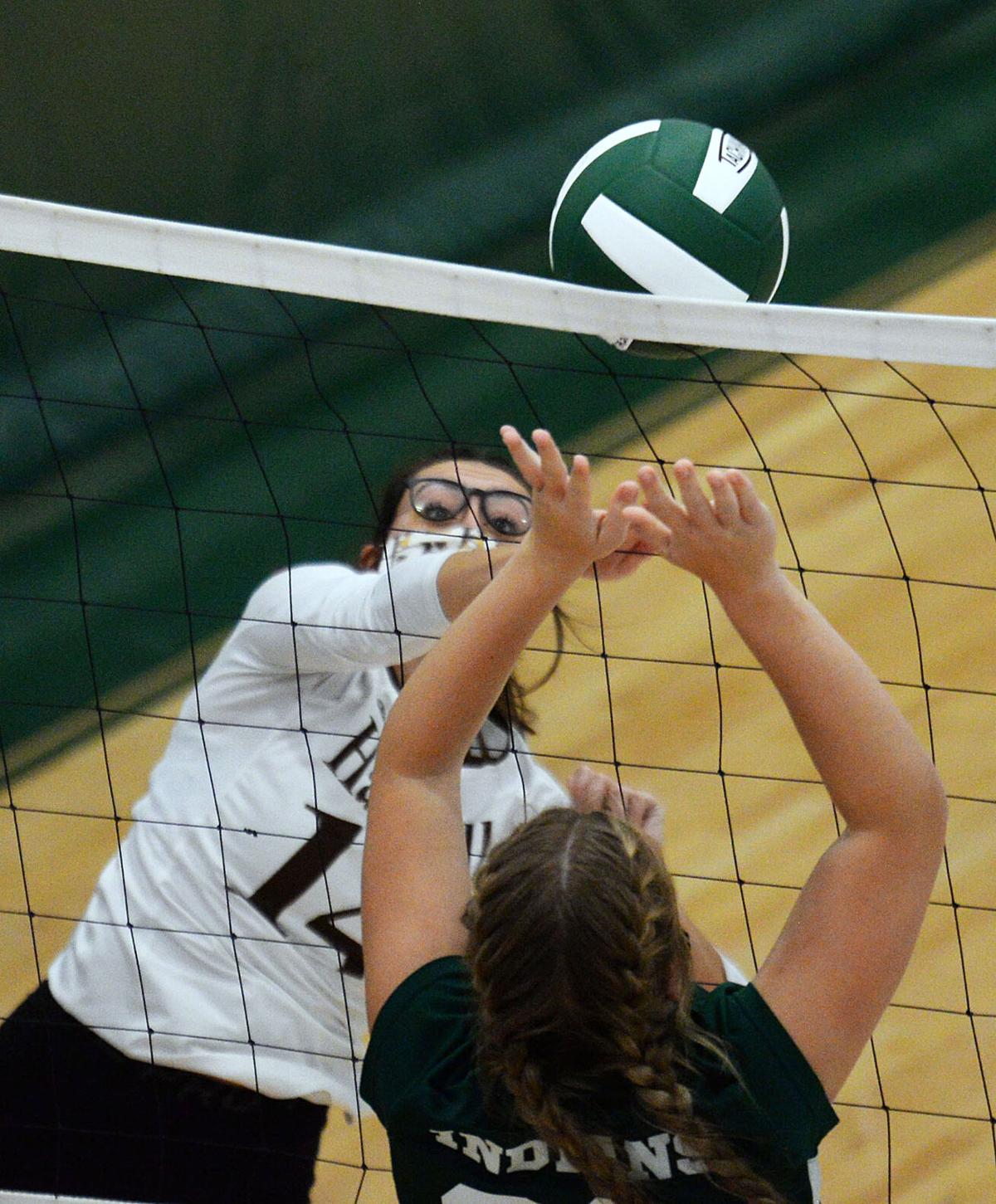 201118_ET_CRU_HaverhillVolleyball_26.JPG