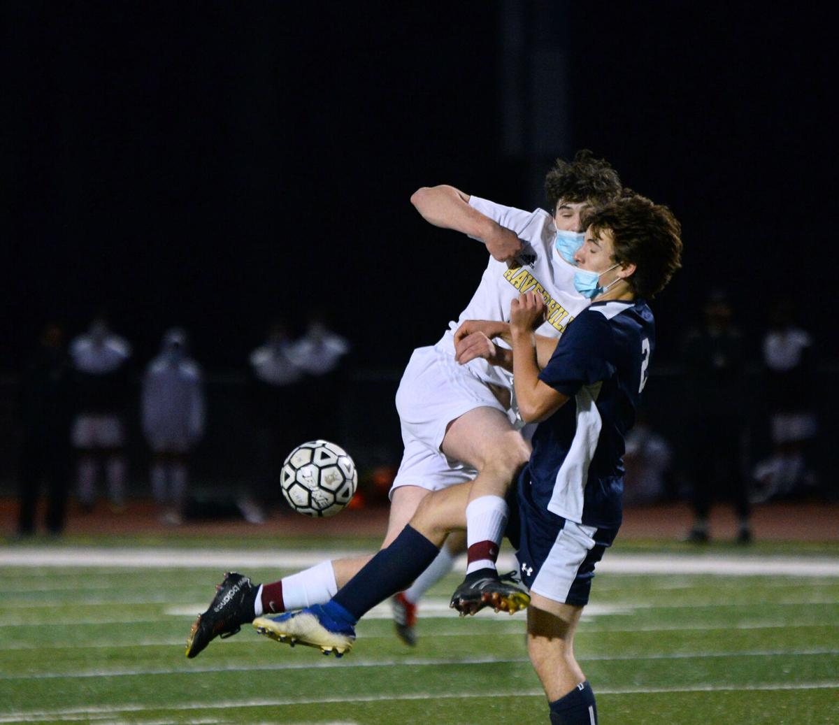 201104_ET_CRU_BOYSSOCCER_1.JPG