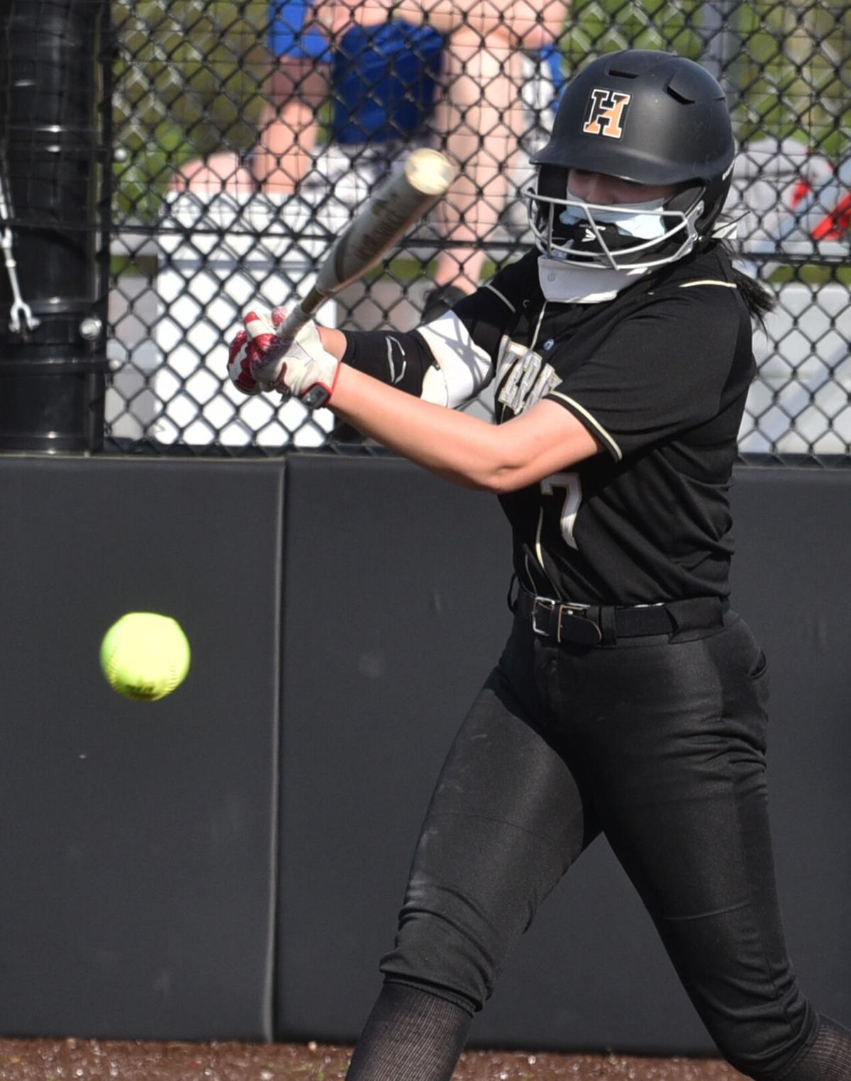 210518_ET_CRU_SOFTBALL_7.JPG