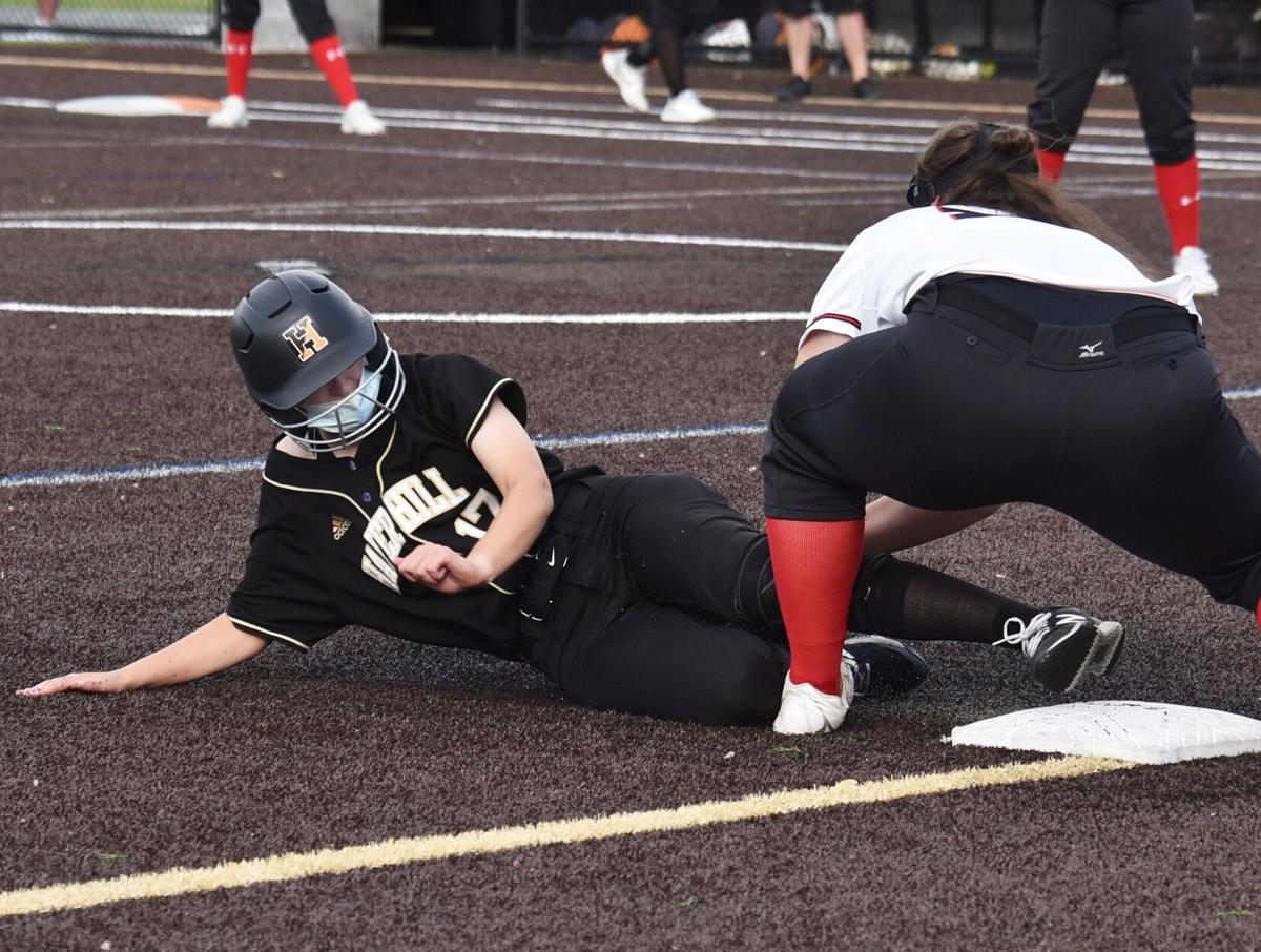 210518_ET_CRU_SOFTBALL_12.JPG