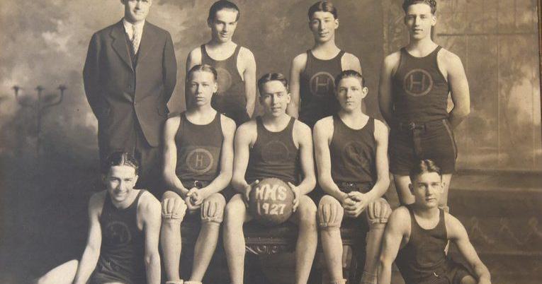 Hillie sports memorabilia subject of talk | Local News | hgazette.com