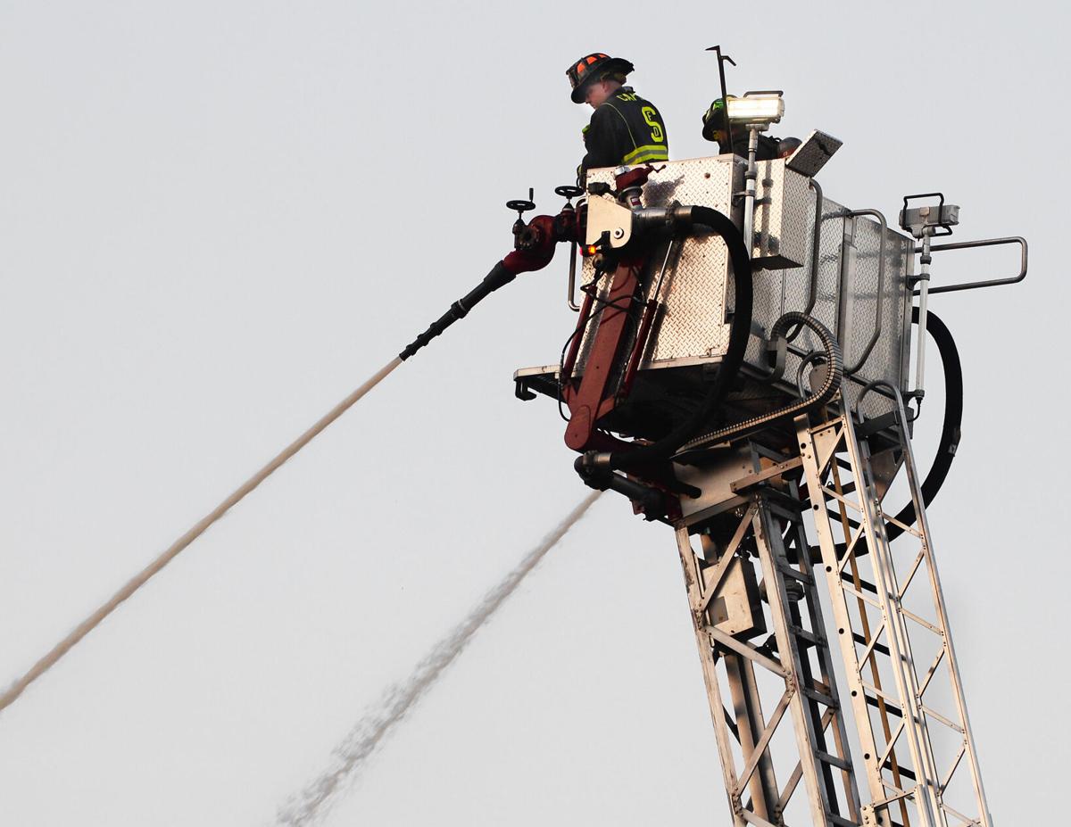 200811_ET_CRU_FIRE_8.jpg