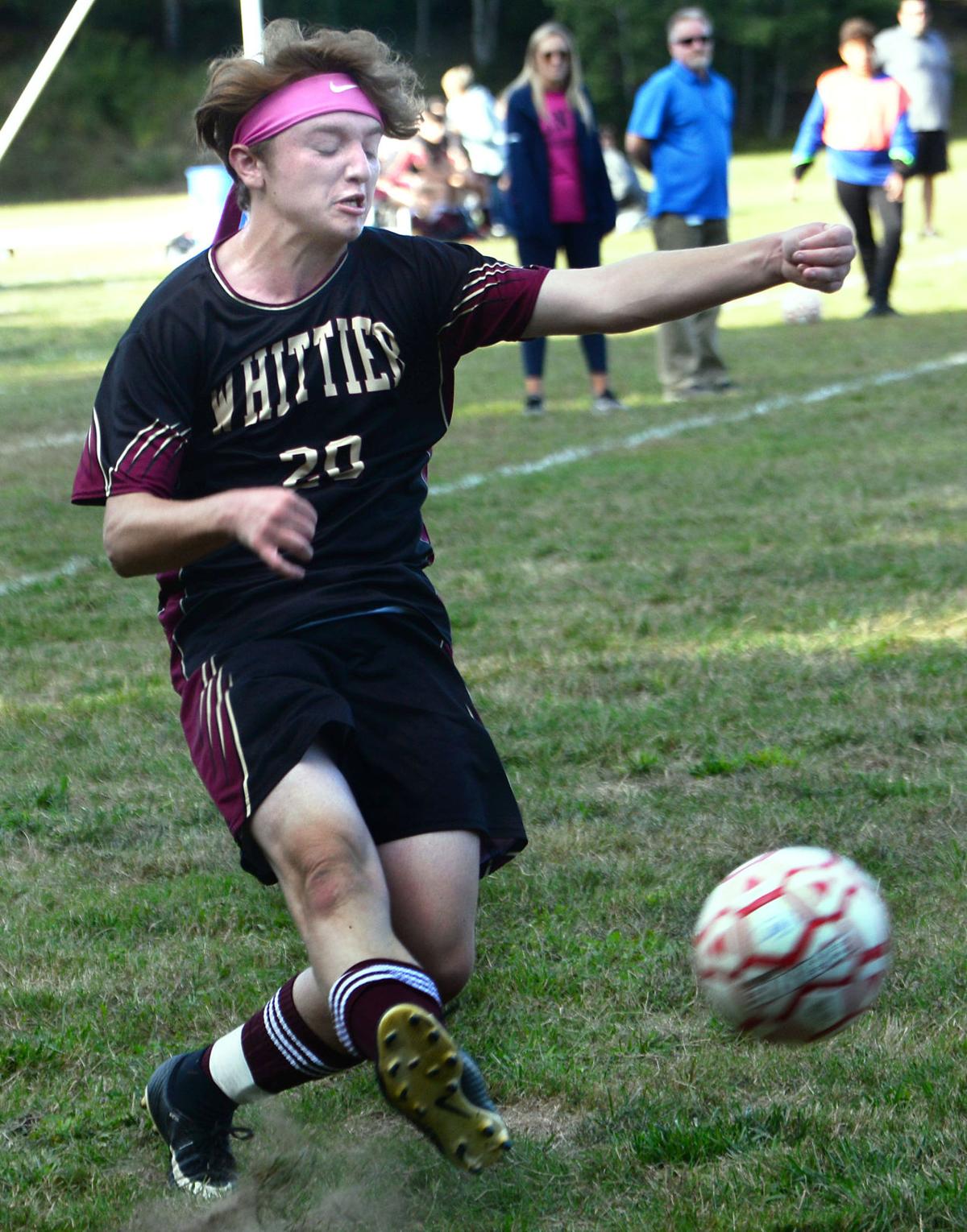 191014_HG_CRU_BOYS SOCCER_4.JPG