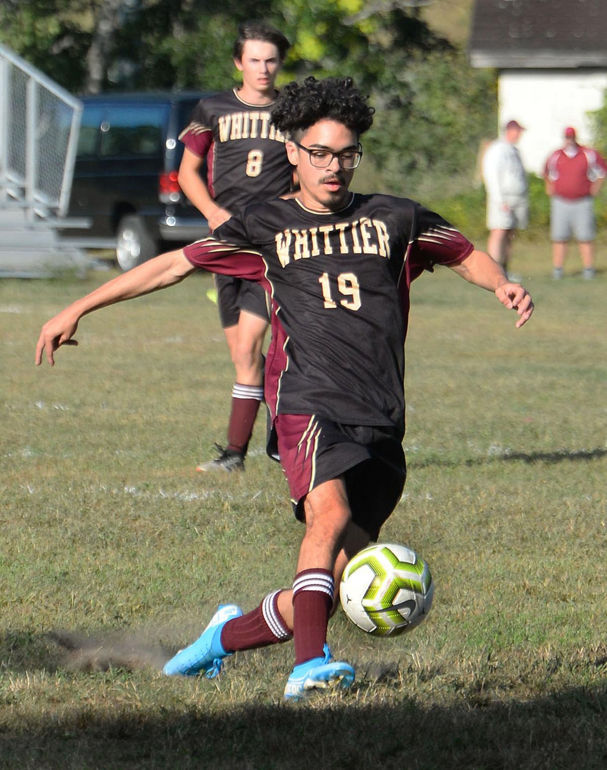 191014_HG_CRU_BOYS SOCCER_7.JPG