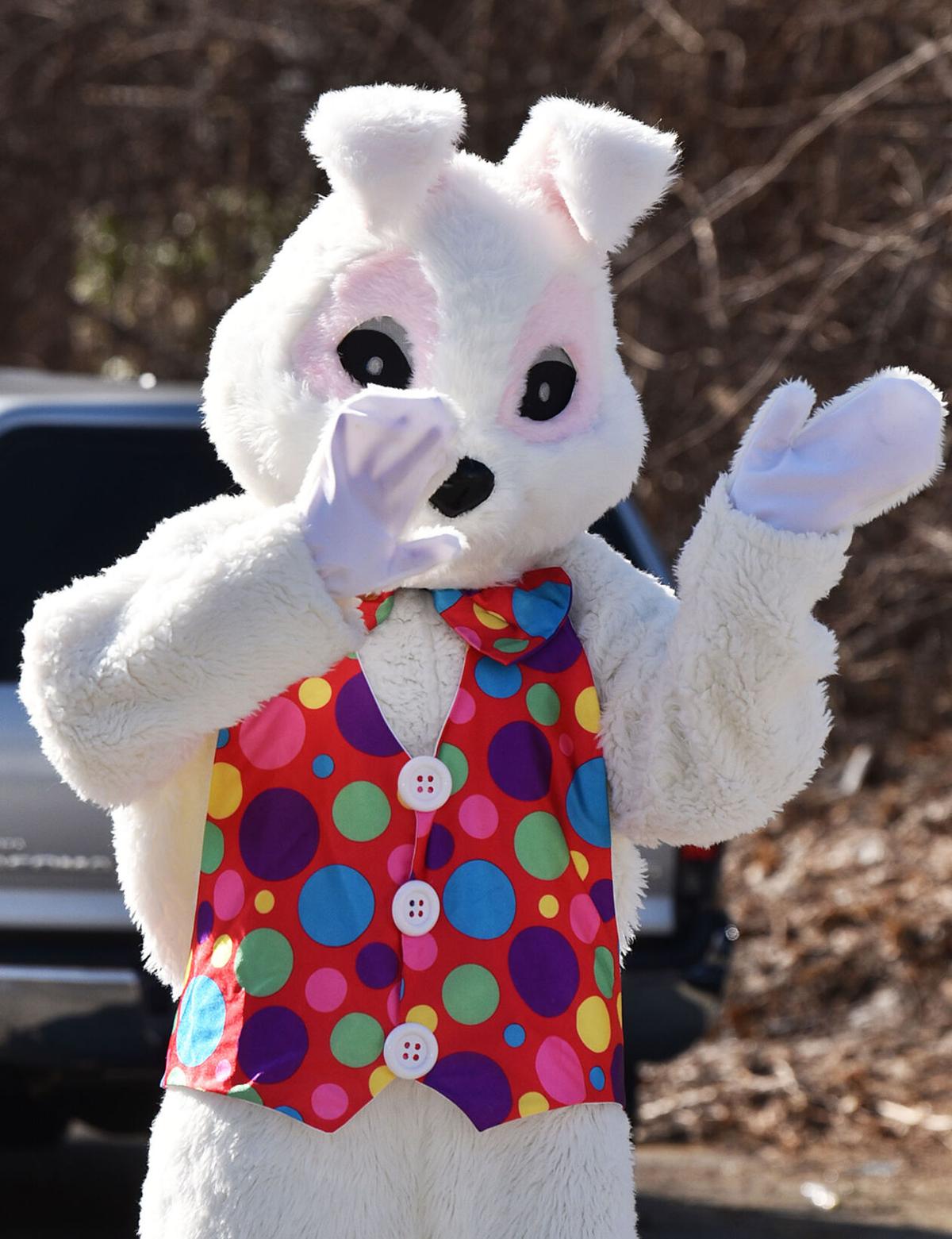 210327_ET_CRU_BunnyParade_04.JPG