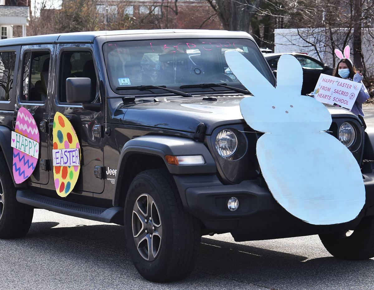 210327_ET_CRU_BunnyParade_08.JPG