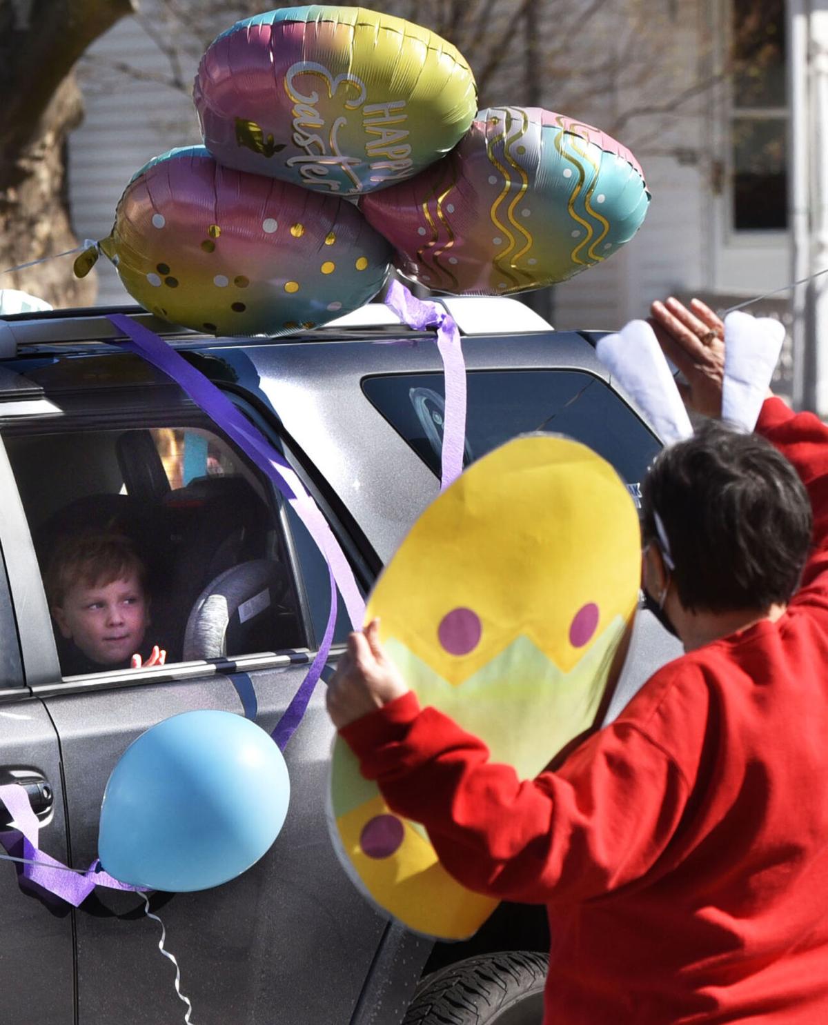 210327_ET_CRU_BunnyParade_09.JPG