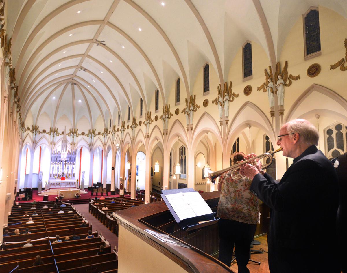 200928_ET_CRU_CHURCH_1.JPG