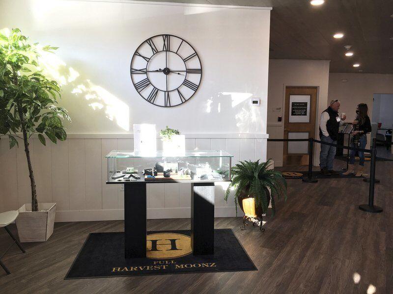 Haverhill S Third Marijuana Shop Opens At Nh Line Local News Hgazette Com