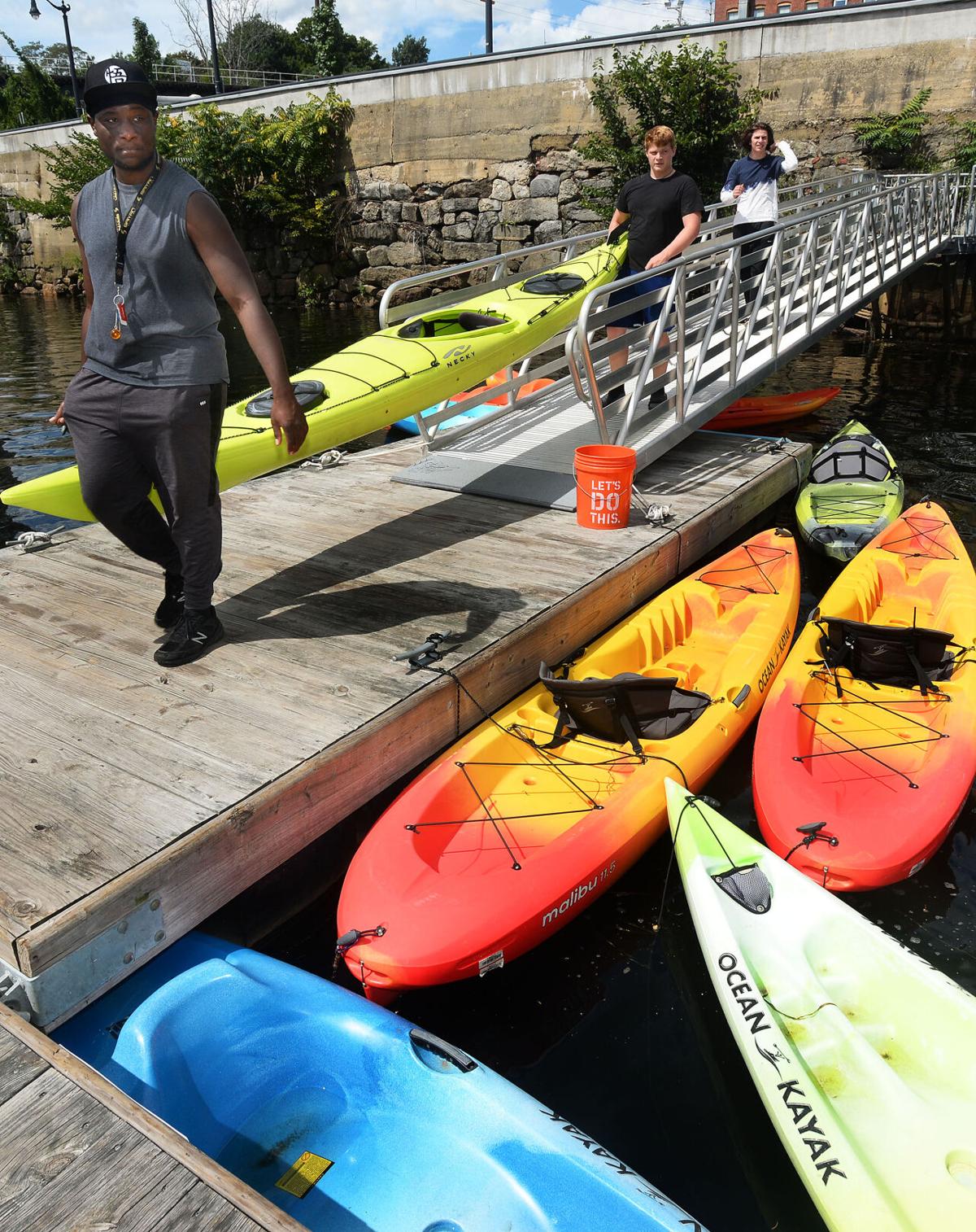 200831_HG_CRU_KAYAKING_8.JPG