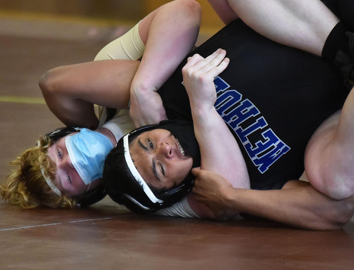 210507_ET_CRU_WRESTLING_6.jpg