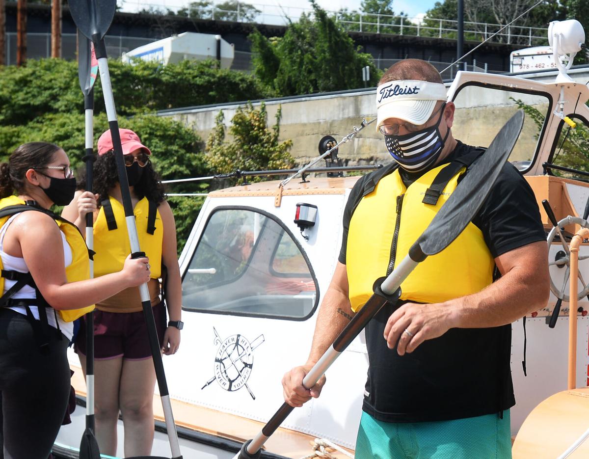 200831_HG_CRU_KAYAKING_12.JPG