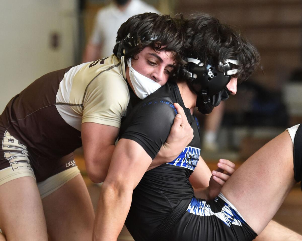210507_ET_CRU_WRESTLING_10.jpg