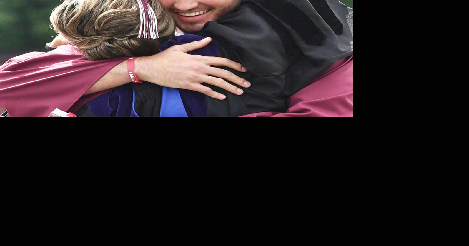 SLIDESHOW: Timberlane's Graduation Ceremony | Gallery | hgazette.com