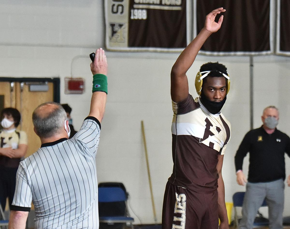 210507_ET_CRU_WRESTLING_15.jpg