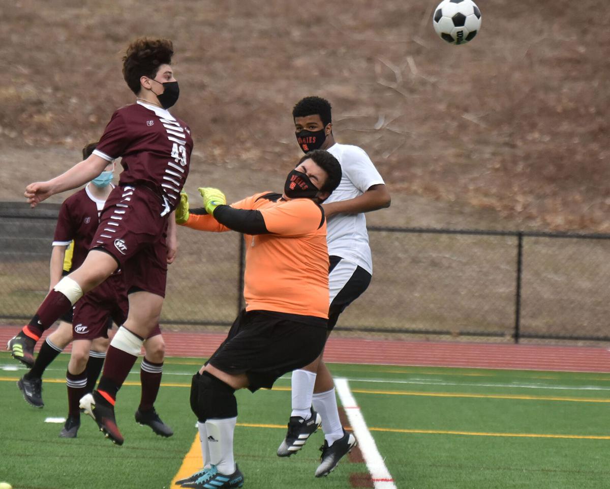 210324_ET_CRU_SOCCER_3.JPG