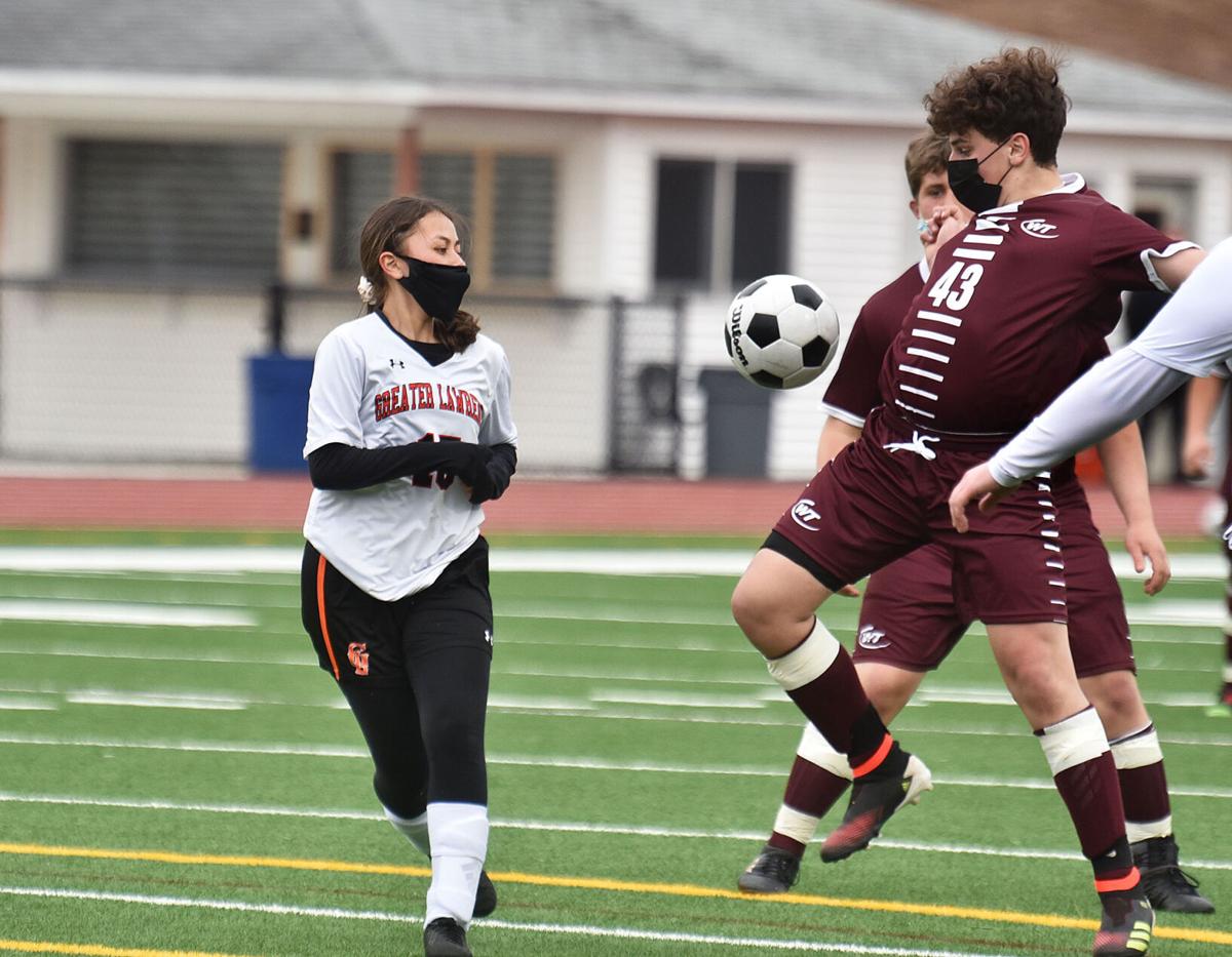 210324_ET_CRU_SOCCER_5.JPG