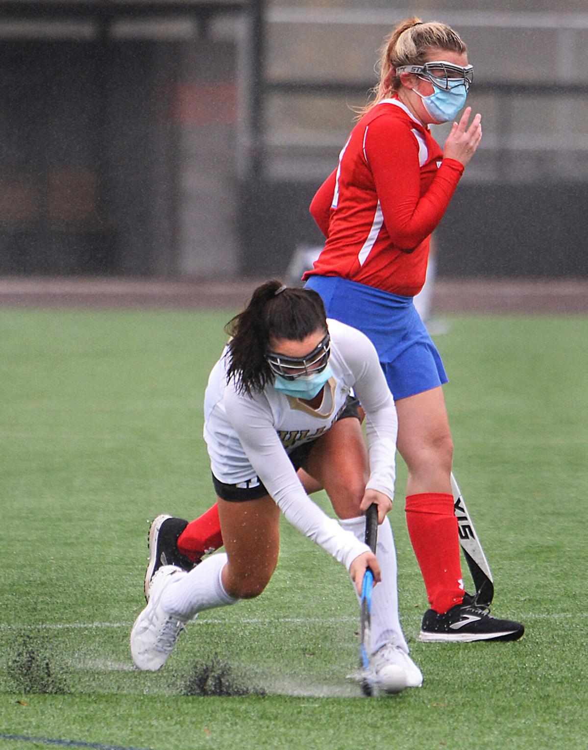 201028_ET_CRU_FIELDHOCKEY_2.JPG