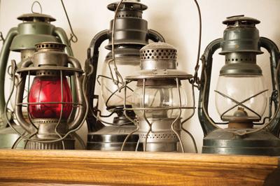 Antiques-Lanterns