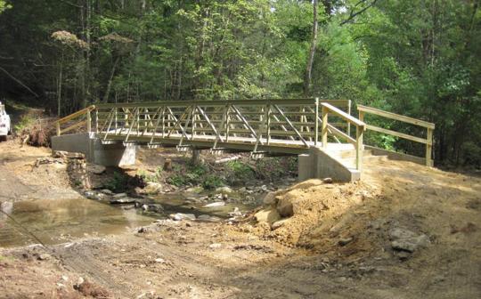New pedestrian bridge opens at Doughton Park | Hike | highcountrync.com
