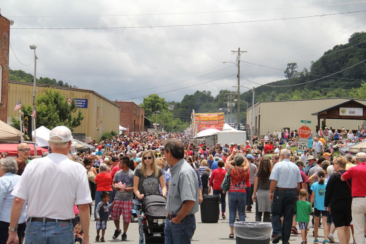 Christmas In July West Jefferson Nc 2022 High Country festivals Hcnc