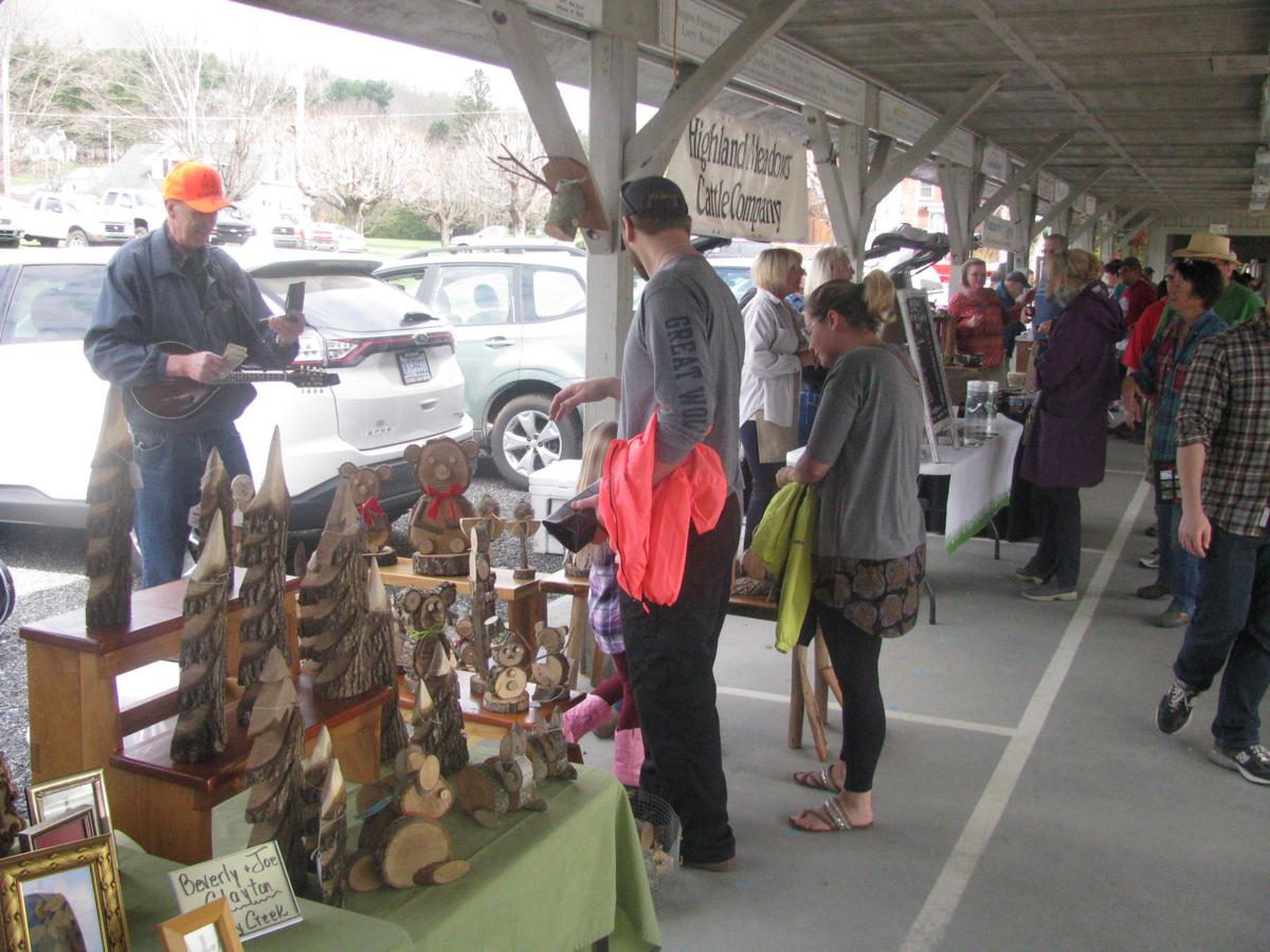 Browsing the local farmers markets | Shop | highcountrync.com