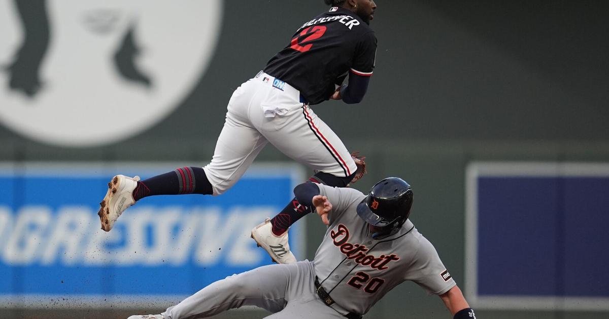 CORRECTION Tigers Twins Baseball