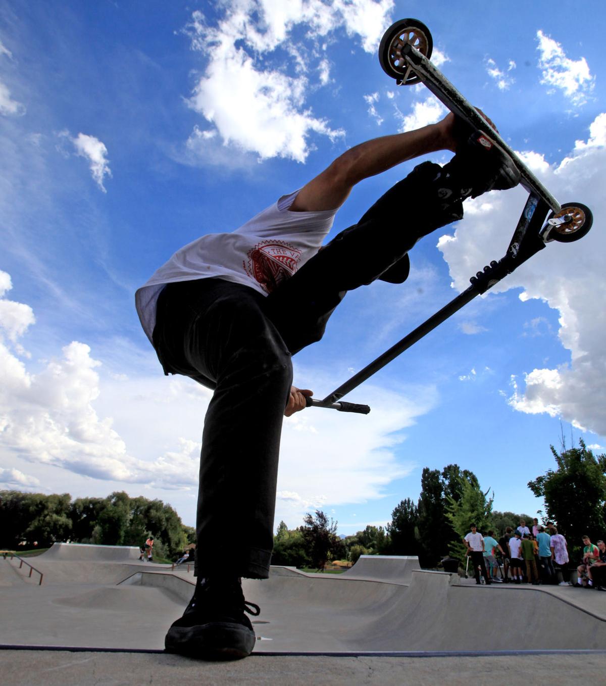 Photo Gallery Pro Scooter Riders Multimedia