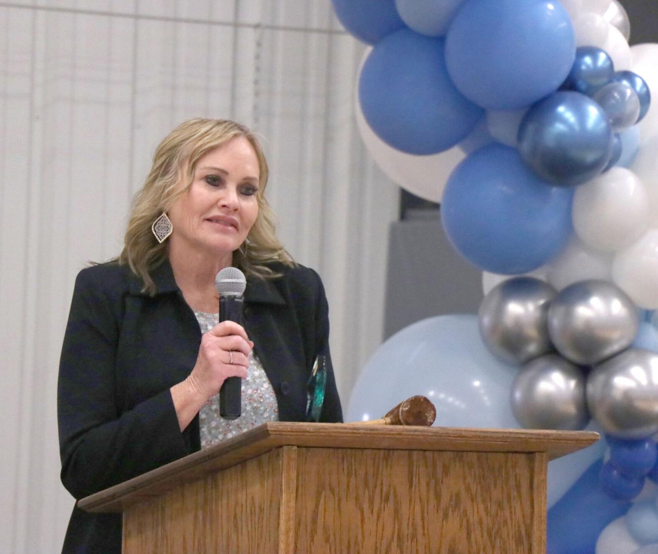 Chamber honors local businesses, individuals at annual banquet Tremonton Leader