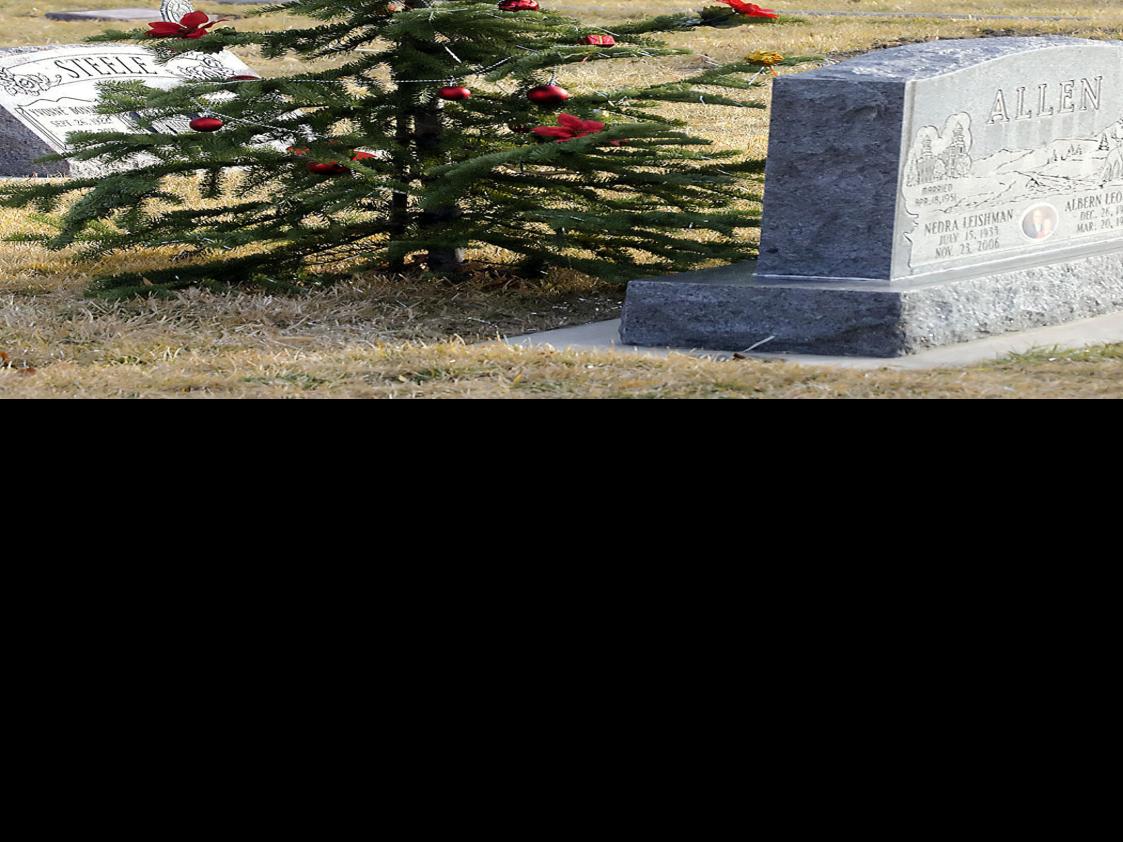 Cemetery Christmas Tree Best Decorations