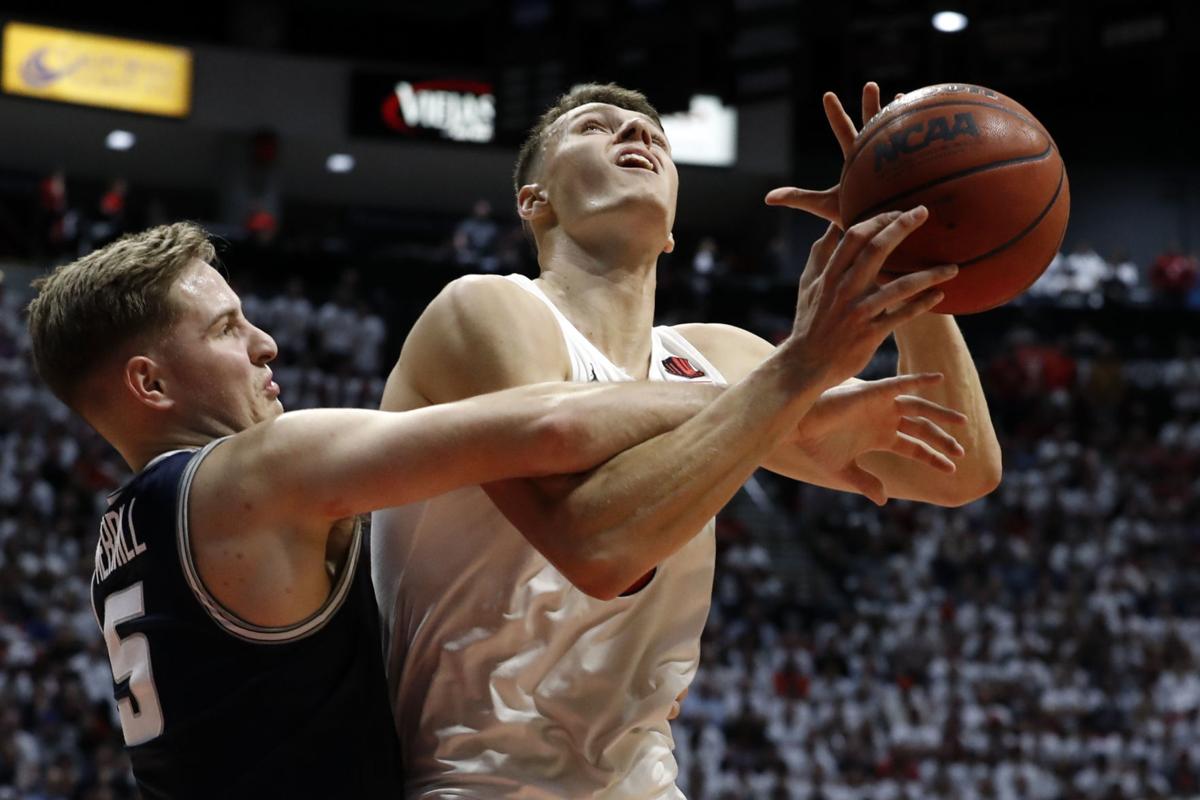 Sdsu S Mitchell Came Up Big Against Usu Usu Sports Hjnews Com