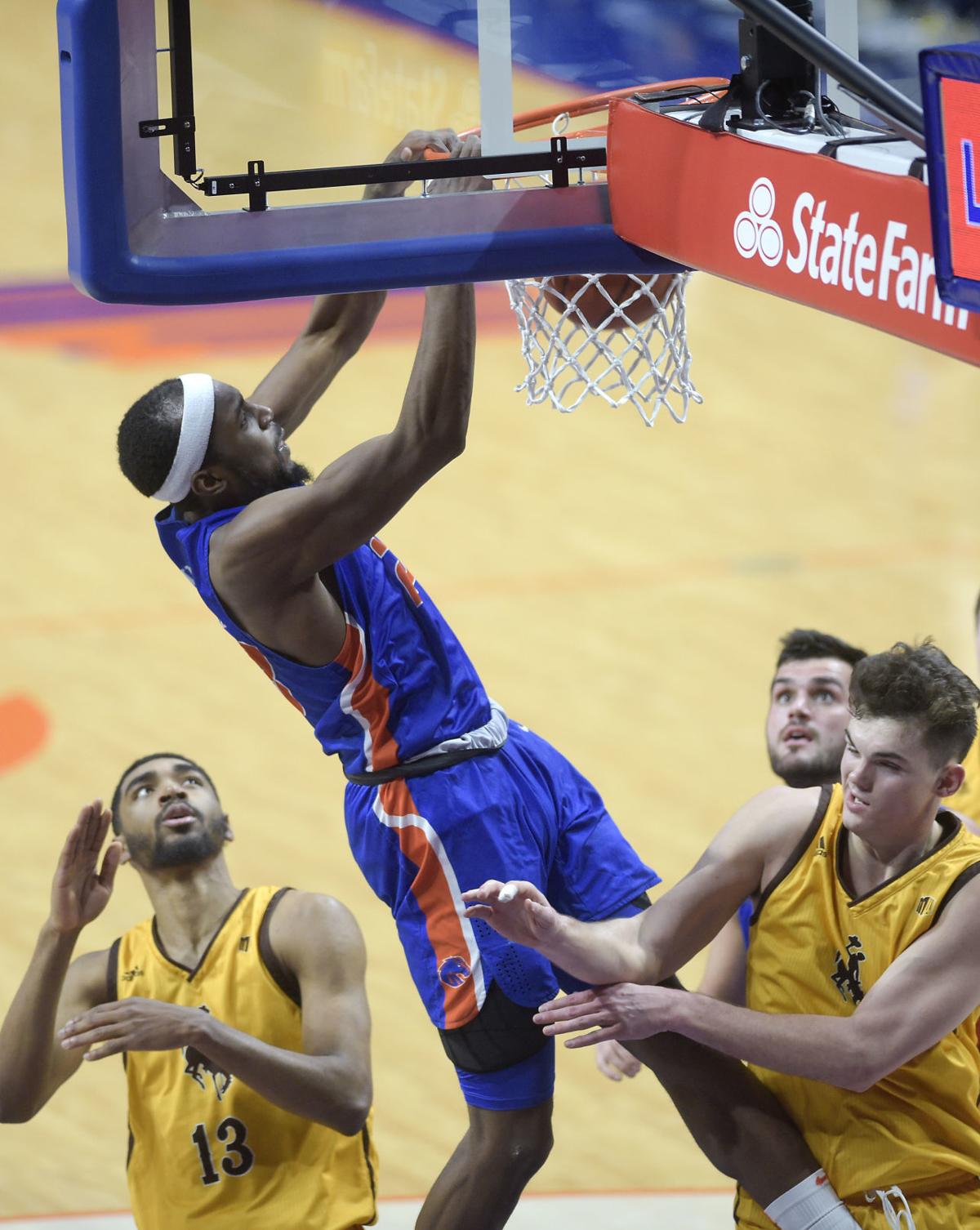 Boise State Rolls Past Wyoming Ends Three Game Losing Streak