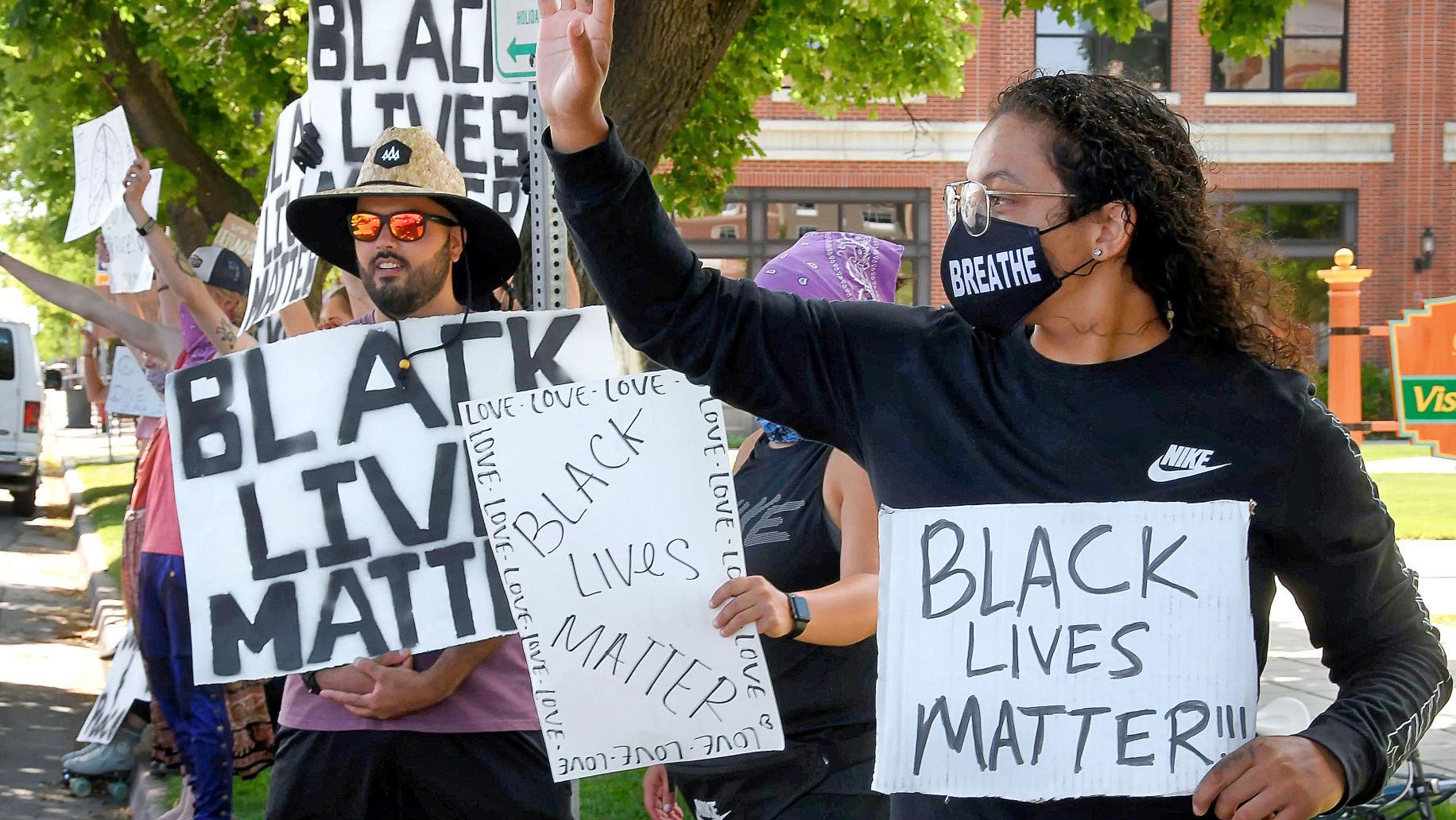 Dozens In Logan Protest Police Brutality Lcpd Donates Pizza