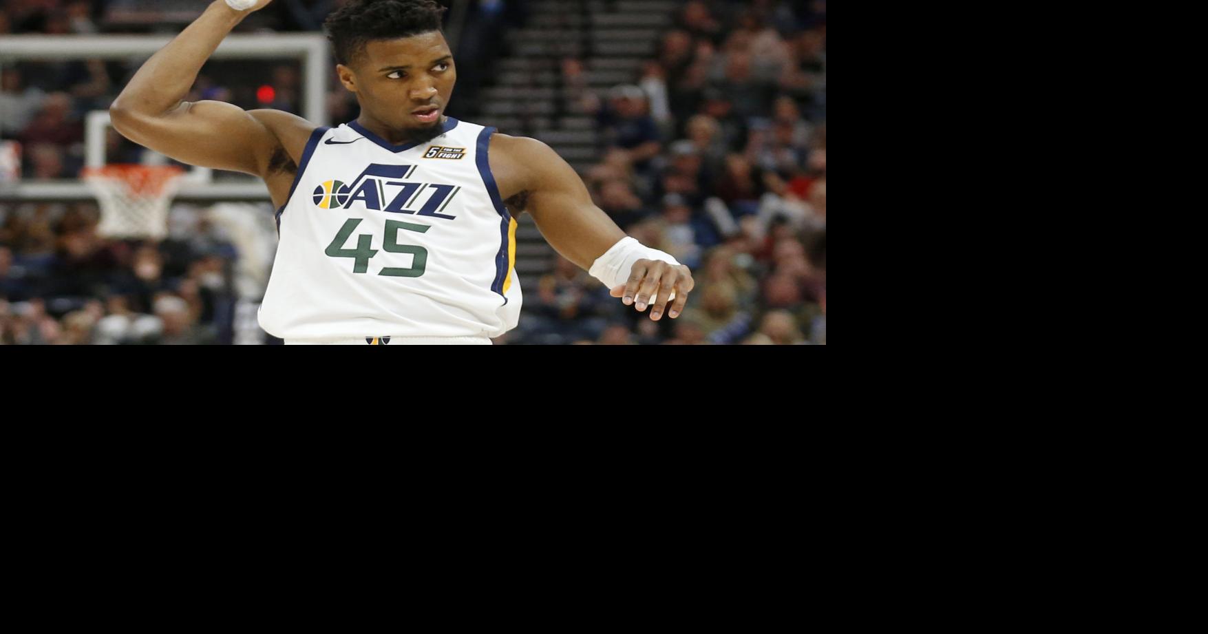 Jazz dominate Cavaliers at home