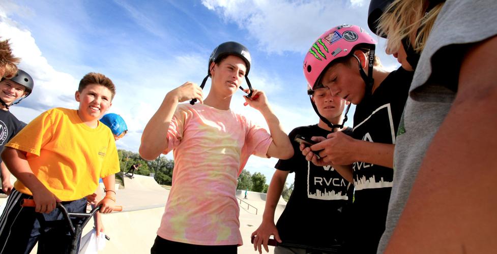 Photo Gallery Pro Scooter Riders Multimedia