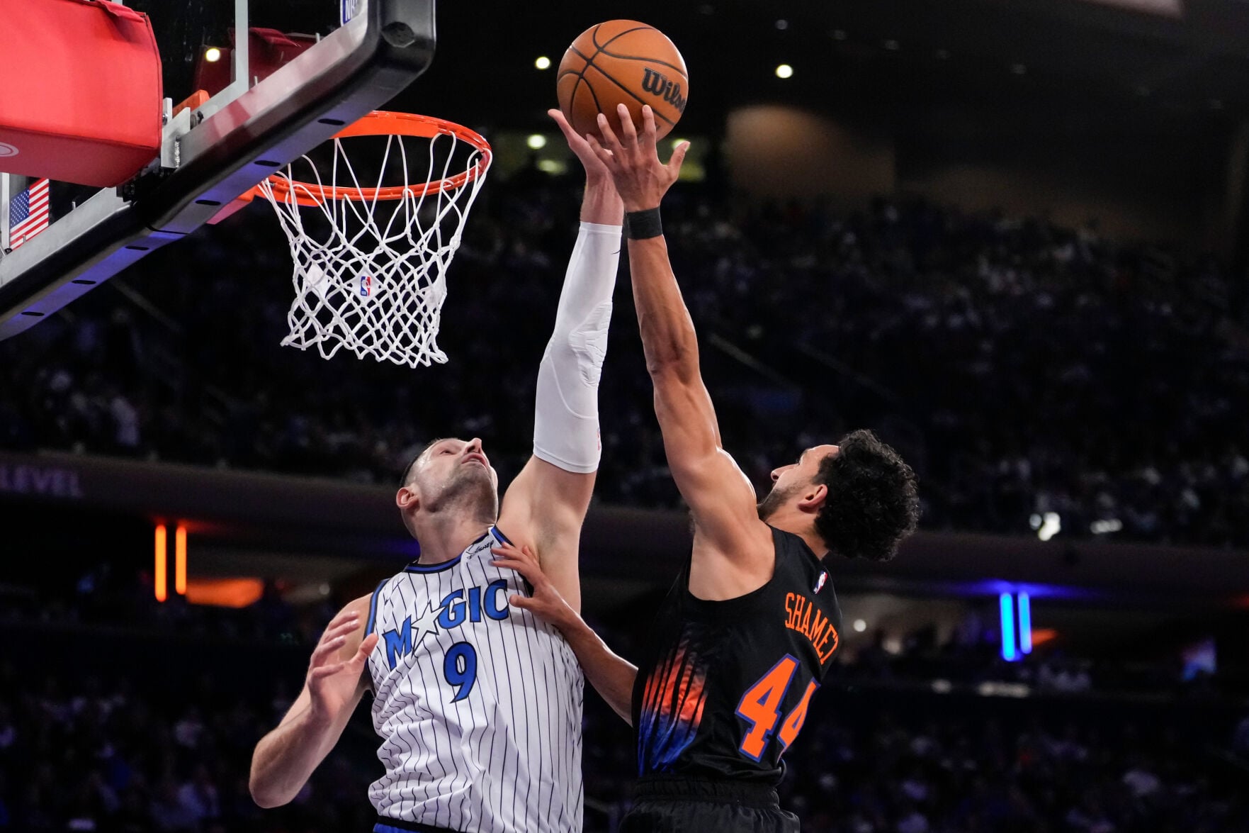 Magic Knicks Basketball | National Sports | hjnews.com