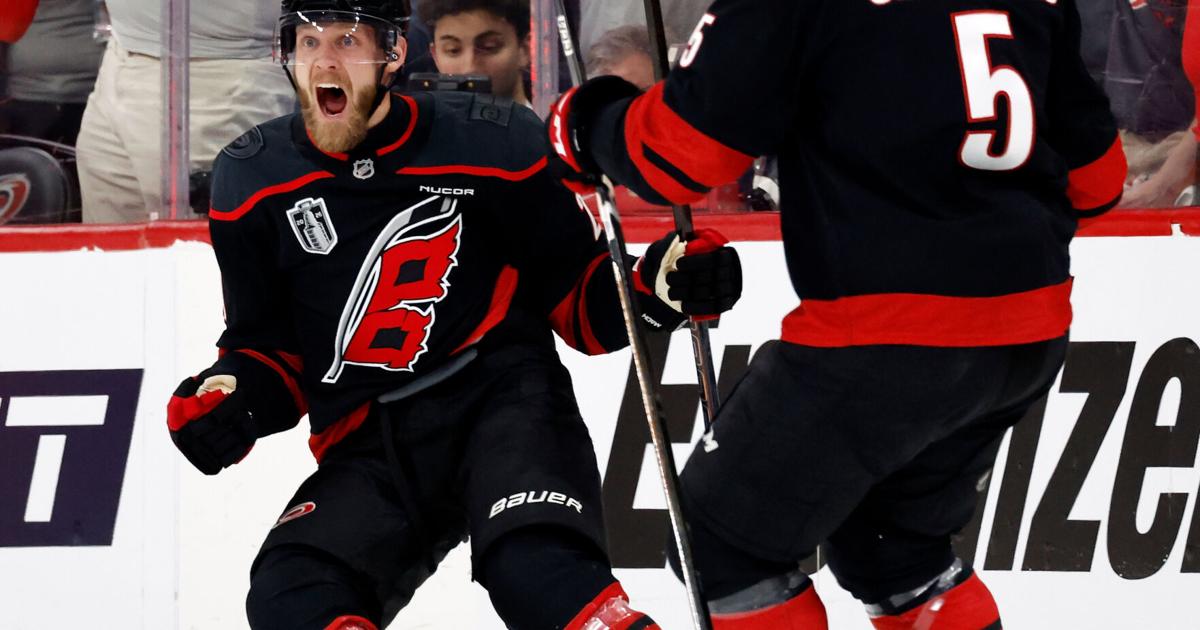 APTOPIX Stanley Cup Golden Knights Hurricanes Hockey