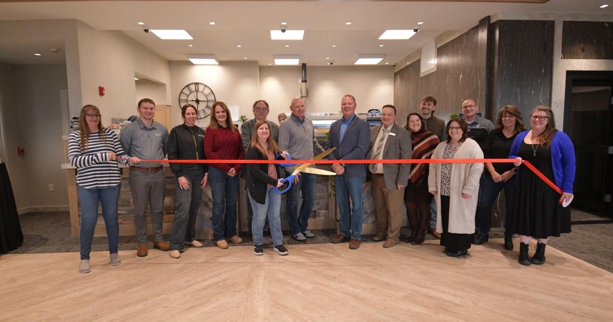 Cache Valley Bank ribbon cutting | Preston Citizen | hjnews.com