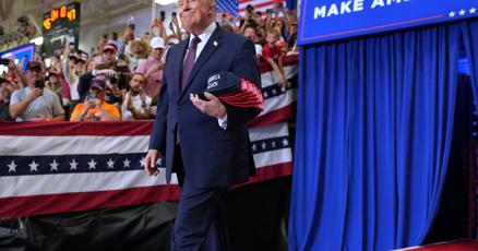 Trump will rally in Kansas and Iowa after initially canceling weekend trips before midterms
