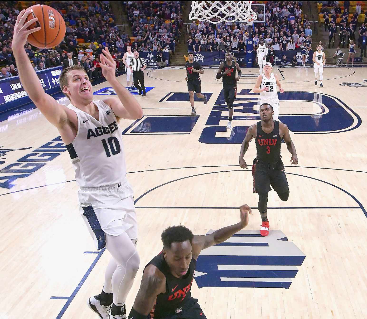 utah state men's basketball roster