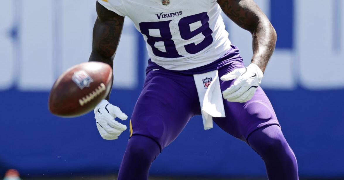 Vikings Giants Football