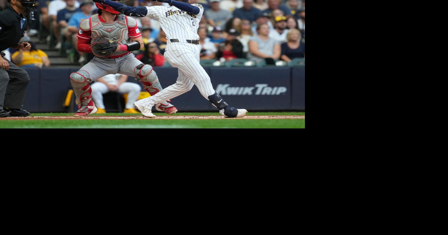 Reds Brewers Baseball