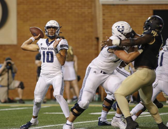 Former USU QB Scores Twice On Thursday Night Football