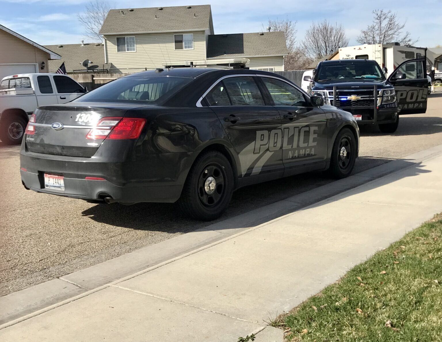 Bill to require all local law enforcement to apply for ICE agreements ...